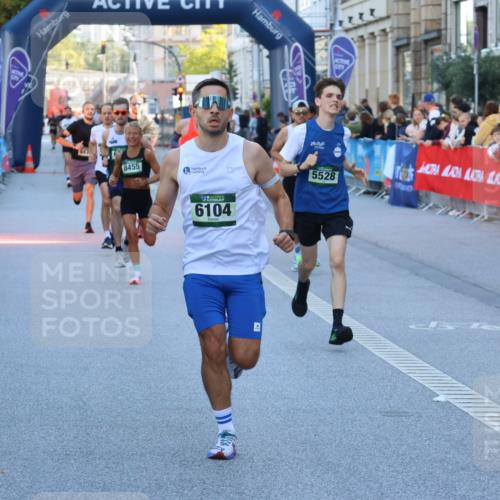 07.09.2025 - BARMER Alsterlauf Strokosch-Dieckow http://msf.ph/oto/8726657 07.09.2025 09:40:53 Ziel 3097, 3516, 3517, 4692, 5878, 8499 meine-sportfotos.de