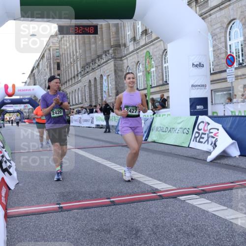 07.09.2025 - BARMER Alsterlauf Strokosch-Dieckow http://msf.ph/oto/8726658 07.09.2025 10:32:46 Ziel 1145, 2420, 2427, 2635, 3686 meine-sportfotos.de