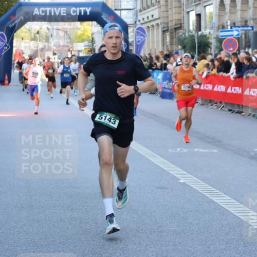 07.09.2025 - BARMER Alsterlauf Strokosch-Dieckow http://msf.ph/oto/8726668 07.09.2025 09:40:47 Ziel 3097, 3516, 3852, 4692, 8232 meine-sportfotos.de