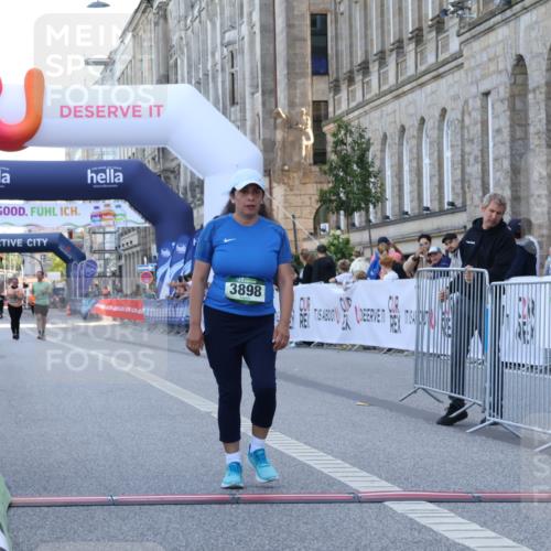 07.09.2025 - BARMER Alsterlauf Strokosch-Dieckow http://msf.ph/oto/8726703 07.09.2025 10:33:55 Ziel 3898 meine-sportfotos.de