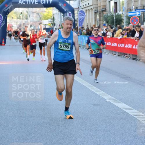 07.09.2025 - BARMER Alsterlauf Strokosch-Dieckow http://msf.ph/oto/8726732 07.09.2025 09:40:25 Ziel 2017, 2583, 2677, 3296, 3979, 4005, 4307, 5143, 5210, 5243, 5392, 5525, 5528, 5635, 6104, 6307, 8424, 8435, 8455 meine-sportfotos.de