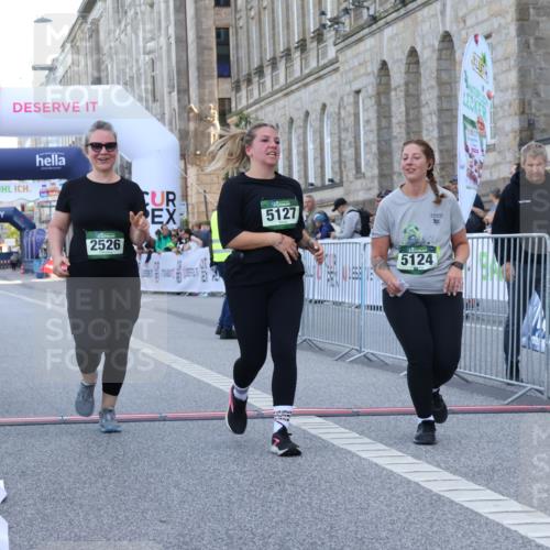07.09.2025 - BARMER Alsterlauf Strokosch-Dieckow http://msf.ph/oto/8726739 07.09.2025 10:34:50 Ziel 2526, 2738, 5124, 5127 meine-sportfotos.de