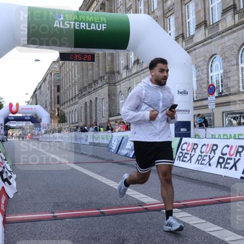 07.09.2025 - BARMER Alsterlauf Strokosch-Dieckow http://msf.ph/oto/8726756 07.09.2025 10:35:26 Ziel  meine-sportfotos.de