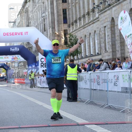 07.09.2025 - BARMER Alsterlauf Strokosch-Dieckow http://msf.ph/oto/8726782 07.09.2025 10:36:07 Ziel 3093, 4069 meine-sportfotos.de