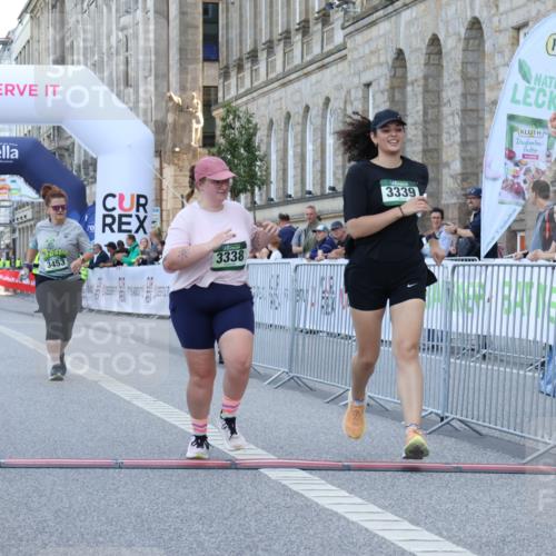 07.09.2025 - BARMER Alsterlauf Strokosch-Dieckow http://msf.ph/oto/8726818 07.09.2025 10:37:32 Ziel 3338, 3339, 3453 meine-sportfotos.de