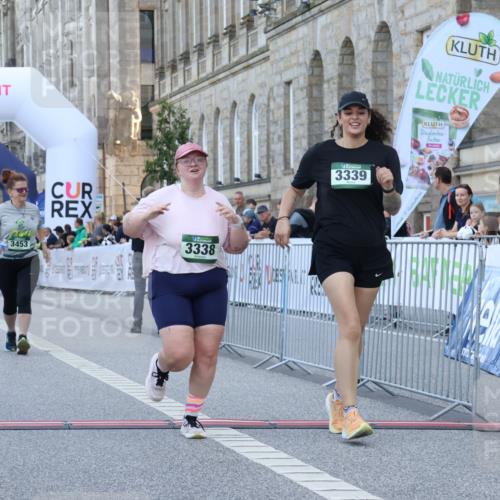 07.09.2025 - BARMER Alsterlauf Strokosch-Dieckow http://msf.ph/oto/8726819 07.09.2025 10:37:32 Ziel 3338, 3339, 3453 meine-sportfotos.de