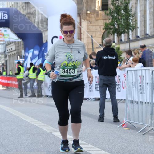 07.09.2025 - BARMER Alsterlauf Strokosch-Dieckow http://msf.ph/oto/8726826 07.09.2025 10:37:34 Ziel 3338, 3339, 3453 meine-sportfotos.de