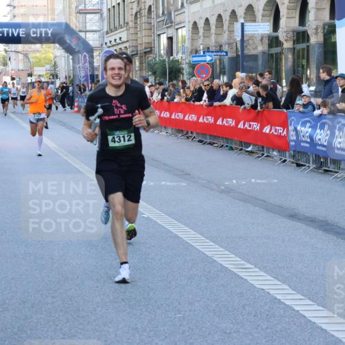 07.09.2025 - BARMER Alsterlauf Strokosch-Dieckow http://msf.ph/oto/8726935 07.09.2025 09:38:20 Ziel 2613, 3717, 4040, 4444, 4763, 5189, 5274, 5393, 5394, 5458, 5546, 5749 meine-sportfotos.de