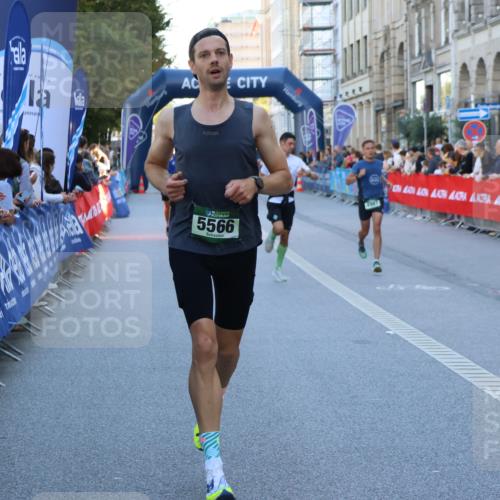 07.09.2025 - BARMER Alsterlauf Strokosch-Dieckow http://msf.ph/oto/8726945 07.09.2025 09:38:08 Ziel 2613, 3717, 4444, 4585, 4763, 5157, 5189, 5274, 5393, 5394, 5458, 5546, 5979, 6197 meine-sportfotos.de