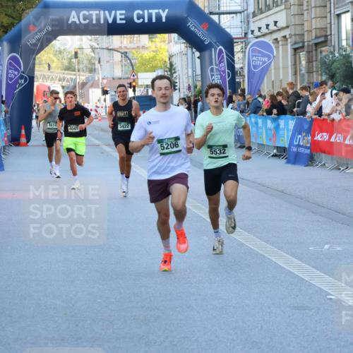 07.09.2025 - BARMER Alsterlauf Strokosch-Dieckow http://msf.ph/oto/8727052 07.09.2025 09:35:57 Ziel 27, 2012, 2529, 2779, 3417, 4647, 4685 meine-sportfotos.de