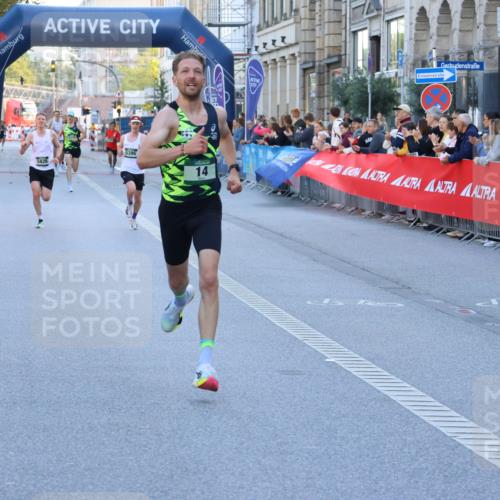 07.09.2025 - BARMER Alsterlauf Strokosch-Dieckow http://msf.ph/oto/8727131 07.09.2025 09:34:28 Ziel 3378, 3926, 4138, 4288, 5391, 5604, 5641, 8037 meine-sportfotos.de