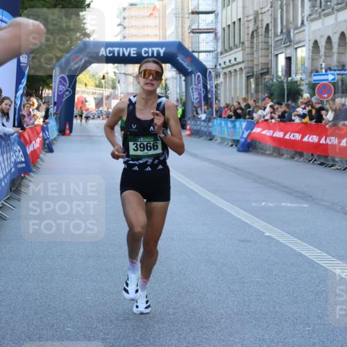 07.09.2025 - BARMER Alsterlauf Strokosch-Dieckow http://msf.ph/oto/8727145 07.09.2025 09:34:02 Ziel 14, 23, 4586, 5396, 5826 meine-sportfotos.de