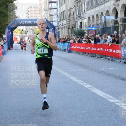 07.09.2025 - BARMER Alsterlauf Strokosch-Dieckow http://msf.ph/oto/8727166 07.09.2025 09:33:33 Ziel 3966, 8199 meine-sportfotos.de