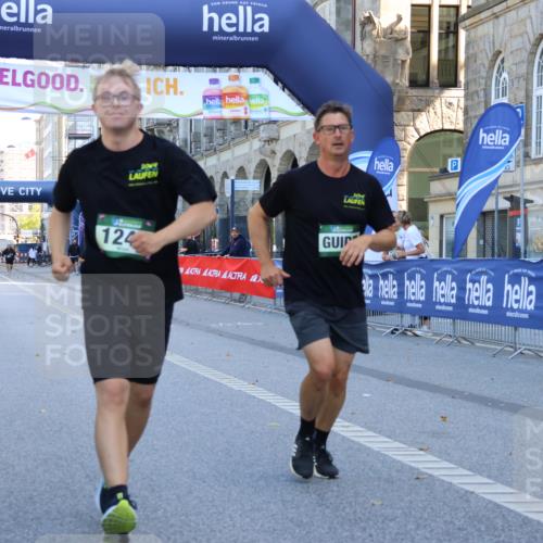 07.09.2025 - BARMER Alsterlauf Strokosch-Dieckow http://msf.ph/oto/8727650 07.09.2025 12:06:30 Ziel  meine-sportfotos.de