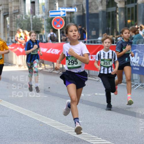 07.09.2025 - BARMER Alsterlauf Strokosch-Dieckow http://msf.ph/oto/8727794 07.09.2025 10:50:52 Ziel  meine-sportfotos.de
