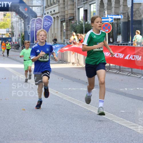 07.09.2025 - BARMER Alsterlauf Strokosch-Dieckow http://msf.ph/oto/8728018 07.09.2025 10:50:21 Ziel  meine-sportfotos.de
