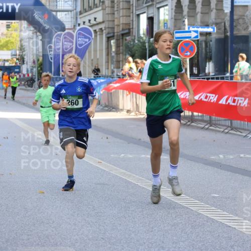 07.09.2025 - BARMER Alsterlauf Strokosch-Dieckow http://msf.ph/oto/8728020 07.09.2025 10:50:21 Ziel  meine-sportfotos.de