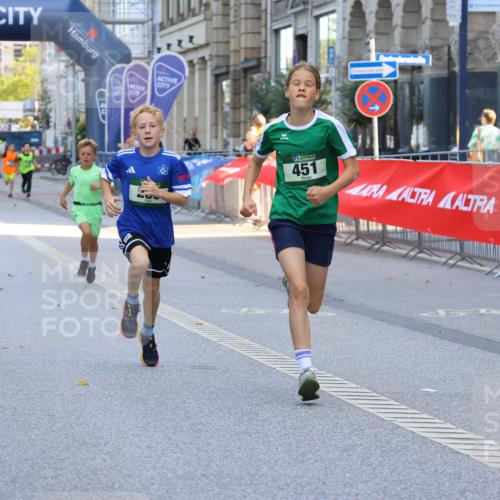 07.09.2025 - BARMER Alsterlauf Strokosch-Dieckow http://msf.ph/oto/8728026 07.09.2025 10:50:21 Ziel  meine-sportfotos.de
