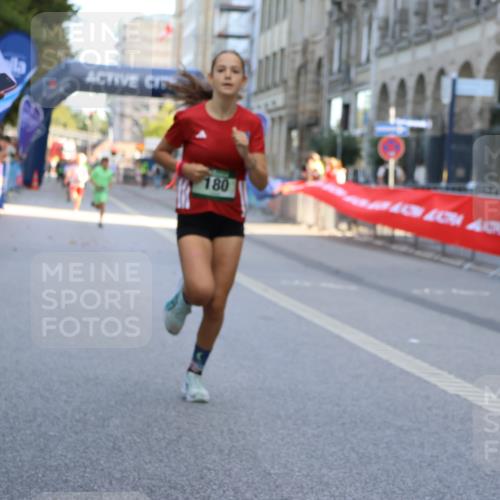 07.09.2025 - BARMER Alsterlauf Strokosch-Dieckow http://msf.ph/oto/8728123 07.09.2025 10:50:02 Ziel  meine-sportfotos.de