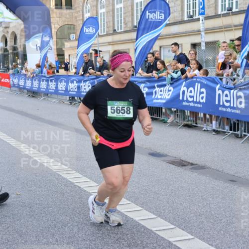 07.09.2025 - BARMER Alsterlauf Strokosch-Dieckow http://msf.ph/oto/8728343 07.09.2025 10:38:46 Ziel 4589 meine-sportfotos.de
