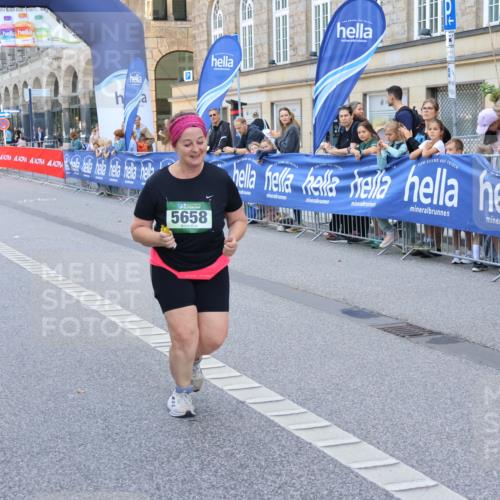 07.09.2025 - BARMER Alsterlauf Strokosch-Dieckow http://msf.ph/oto/8728359 07.09.2025 10:38:45 Ziel 4589 meine-sportfotos.de