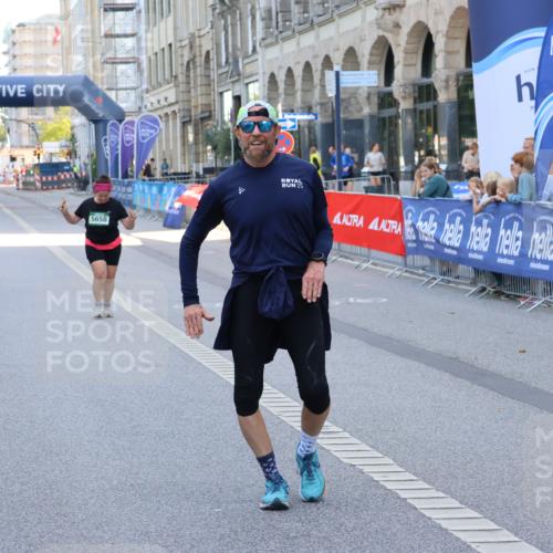 07.09.2025 - BARMER Alsterlauf Strokosch-Dieckow http://msf.ph/oto/8728368 07.09.2025 10:38:36 Ziel  meine-sportfotos.de