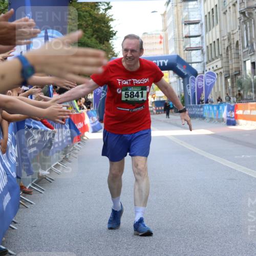07.09.2025 - BARMER Alsterlauf Strokosch-Dieckow http://msf.ph/oto/8728465 07.09.2025 10:36:08 Ziel  meine-sportfotos.de