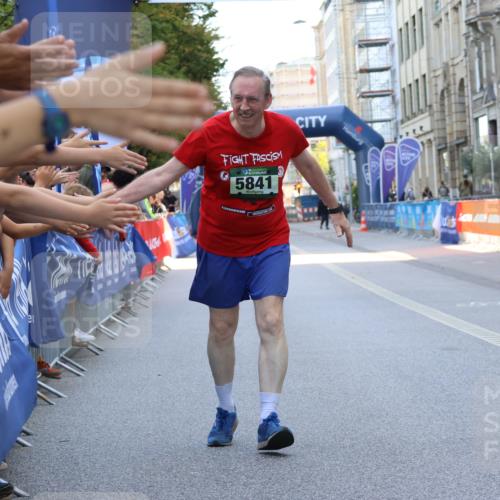 07.09.2025 - BARMER Alsterlauf Strokosch-Dieckow http://msf.ph/oto/8728467 07.09.2025 10:36:07 Ziel  meine-sportfotos.de