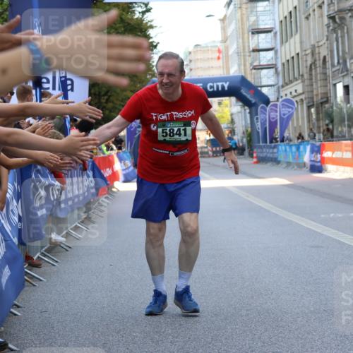 07.09.2025 - BARMER Alsterlauf Strokosch-Dieckow http://msf.ph/oto/8728469 07.09.2025 10:36:07 Ziel  meine-sportfotos.de