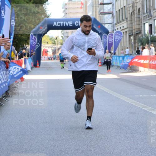 07.09.2025 - BARMER Alsterlauf Strokosch-Dieckow http://msf.ph/oto/8728545 07.09.2025 10:35:10 Ziel 4069, 5841 meine-sportfotos.de