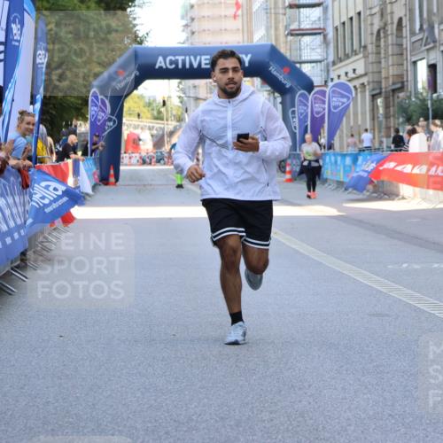 07.09.2025 - BARMER Alsterlauf Strokosch-Dieckow http://msf.ph/oto/8728553 07.09.2025 10:35:10 Ziel 4069, 5841 meine-sportfotos.de