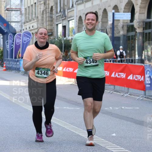 07.09.2025 - BARMER Alsterlauf Strokosch-Dieckow http://msf.ph/oto/8728618 07.09.2025 10:33:53 Ziel 2526 meine-sportfotos.de