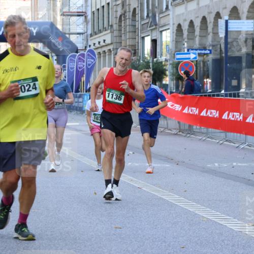 07.09.2025 - BARMER Alsterlauf Strokosch-Dieckow http://msf.ph/oto/8728629 07.09.2025 11:58:51 Ziel  meine-sportfotos.de