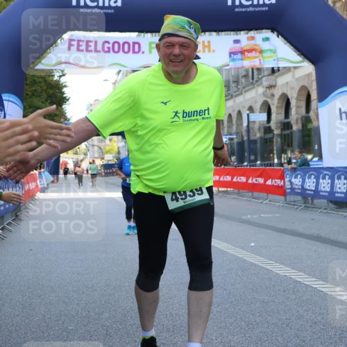 07.09.2025 - BARMER Alsterlauf Strokosch-Dieckow http://msf.ph/oto/8728654 07.09.2025 10:33:29 Ziel 5124 meine-sportfotos.de
