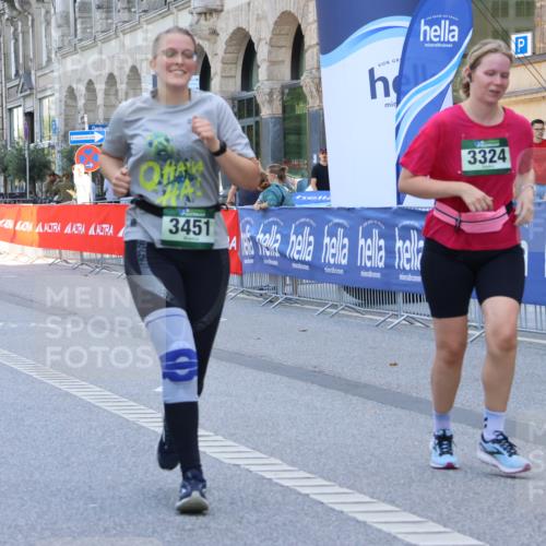 07.09.2025 - BARMER Alsterlauf Strokosch-Dieckow http://msf.ph/oto/8728891 07.09.2025 10:31:17 Ziel 2001, 4921, 4922 meine-sportfotos.de