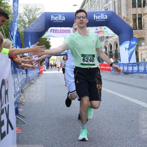 07.09.2025 - BARMER Alsterlauf Strokosch-Dieckow http://msf.ph/oto/8728935 07.09.2025 10:31:02 Ziel 2001, 2563, 4388, 5537, 5599 meine-sportfotos.de