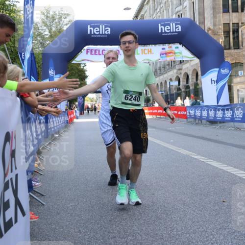 07.09.2025 - BARMER Alsterlauf Strokosch-Dieckow http://msf.ph/oto/8728943 07.09.2025 10:31:02 Ziel 2001, 2563, 4388, 5537, 5599 meine-sportfotos.de