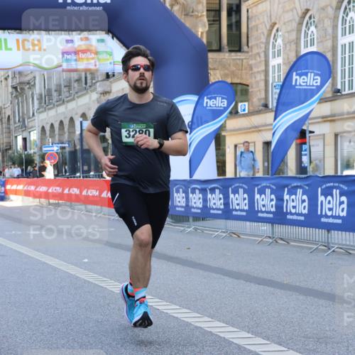 07.09.2025 - BARMER Alsterlauf Strokosch-Dieckow http://msf.ph/oto/8728965 07.09.2025 10:30:35 Ziel 3324, 3451, 6239 meine-sportfotos.de
