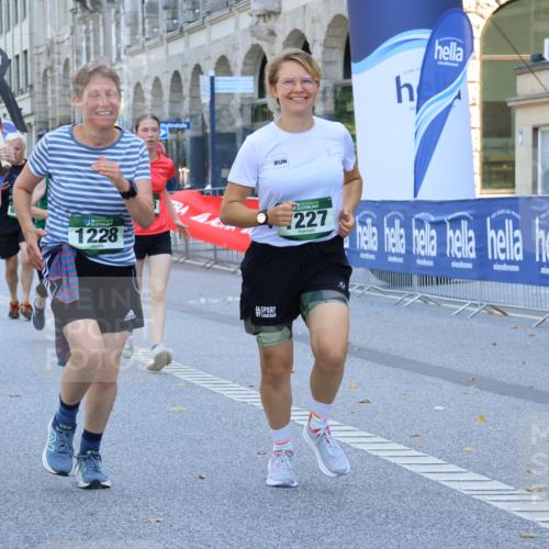 07.09.2025 - BARMER Alsterlauf Strokosch-Dieckow http://msf.ph/oto/8729005 07.09.2025 11:56:36 Ziel  meine-sportfotos.de
