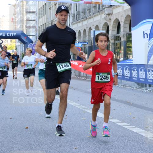 07.09.2025 - BARMER Alsterlauf Strokosch-Dieckow http://msf.ph/oto/8729029 07.09.2025 11:56:31 Ziel  meine-sportfotos.de