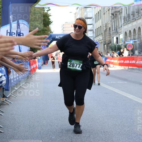 07.09.2025 - BARMER Alsterlauf Strokosch-Dieckow http://msf.ph/oto/8729059 07.09.2025 10:29:32 Ziel 3950 meine-sportfotos.de