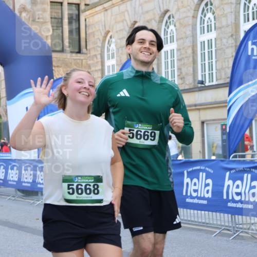 07.09.2025 - BARMER Alsterlauf Strokosch-Dieckow http://msf.ph/oto/8729225 07.09.2025 10:28:25 Ziel 2485, 3542, 3553, 4688, 4689, 4804, 5985 meine-sportfotos.de