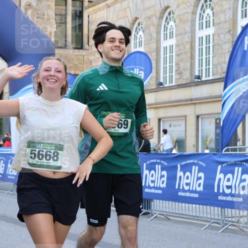 07.09.2025 - BARMER Alsterlauf Strokosch-Dieckow http://msf.ph/oto/8729232 07.09.2025 10:28:25 Ziel 2485, 3542, 3553, 4688, 4689, 4804, 5985 meine-sportfotos.de