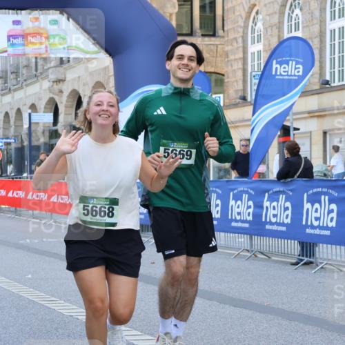 07.09.2025 - BARMER Alsterlauf Strokosch-Dieckow http://msf.ph/oto/8729248 07.09.2025 10:28:24 Ziel 2485, 3542, 3553, 4688, 4689, 4804, 5985 meine-sportfotos.de