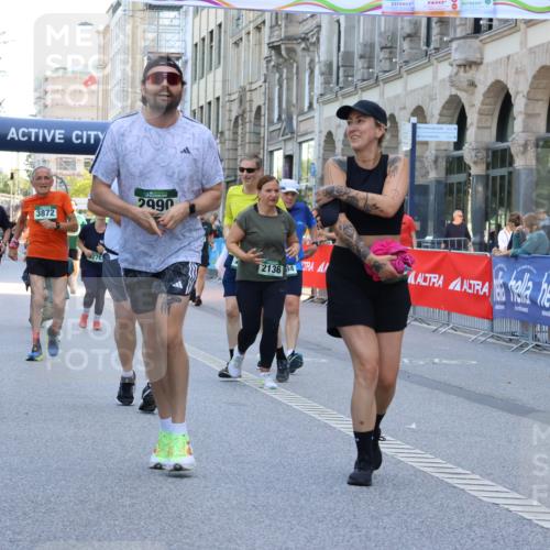 07.09.2025 - BARMER Alsterlauf Strokosch-Dieckow http://msf.ph/oto/8729329 07.09.2025 10:28:07 Ziel 2052, 2714, 2848, 4688, 4689, 5222, 5755, 5985, 6111, 6112, 6346 meine-sportfotos.de