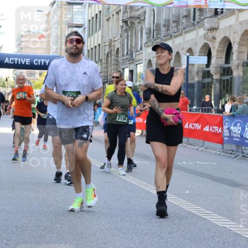 07.09.2025 - BARMER Alsterlauf Strokosch-Dieckow http://msf.ph/oto/8729331 07.09.2025 10:28:07 Ziel 2052, 2714, 2848, 4688, 4689, 5222, 5755, 5985, 6111, 6112, 6346 meine-sportfotos.de