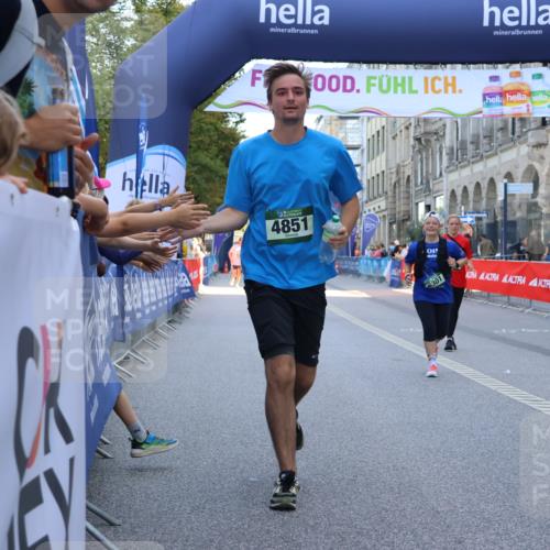 07.09.2025 - BARMER Alsterlauf Strokosch-Dieckow http://msf.ph/oto/8729356 07.09.2025 10:27:49 Ziel 2069, 2070, 2771, 3508, 5097, 5098, 5668, 5669, 6224 meine-sportfotos.de