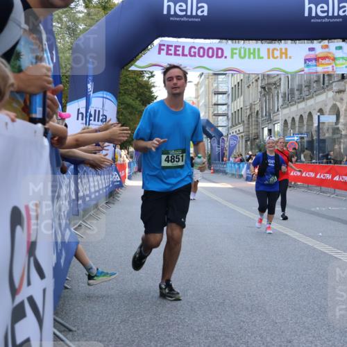 07.09.2025 - BARMER Alsterlauf Strokosch-Dieckow http://msf.ph/oto/8729364 07.09.2025 10:27:48 Ziel 2069, 2070, 2771, 3508, 5097, 5098, 5668, 5669, 6224 meine-sportfotos.de
