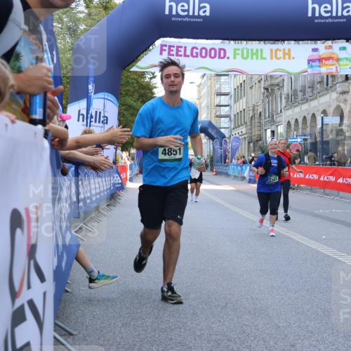 07.09.2025 - BARMER Alsterlauf Strokosch-Dieckow http://msf.ph/oto/8729366 07.09.2025 10:27:48 Ziel 2069, 2070, 2771, 3508, 5097, 5098, 5668, 5669, 6224 meine-sportfotos.de