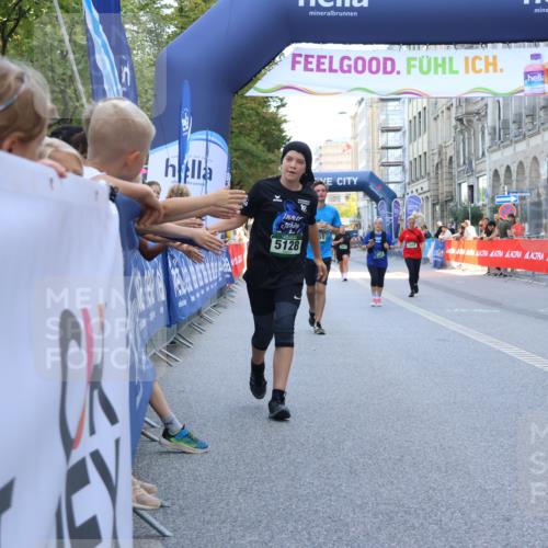 07.09.2025 - BARMER Alsterlauf Strokosch-Dieckow http://msf.ph/oto/8729387 07.09.2025 10:27:44 Ziel 2771, 3508, 5097, 5098, 5668, 5669, 6224 meine-sportfotos.de